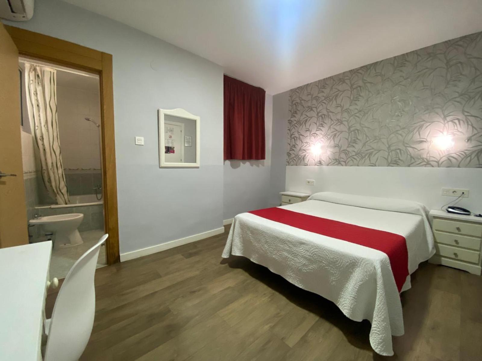 Hostal Sonia Granada Luaran gambar