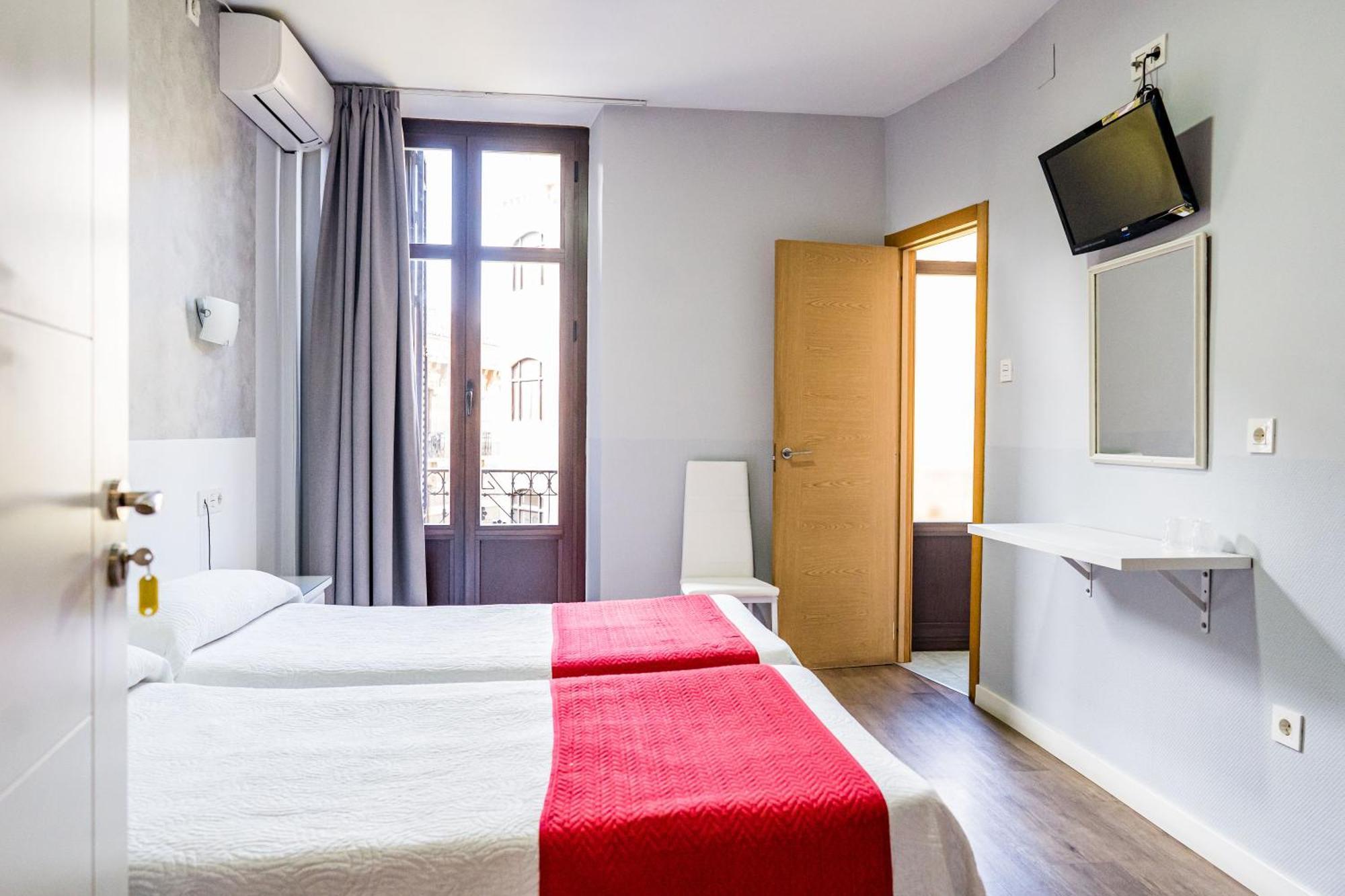Hostal Sonia Granada Luaran gambar
