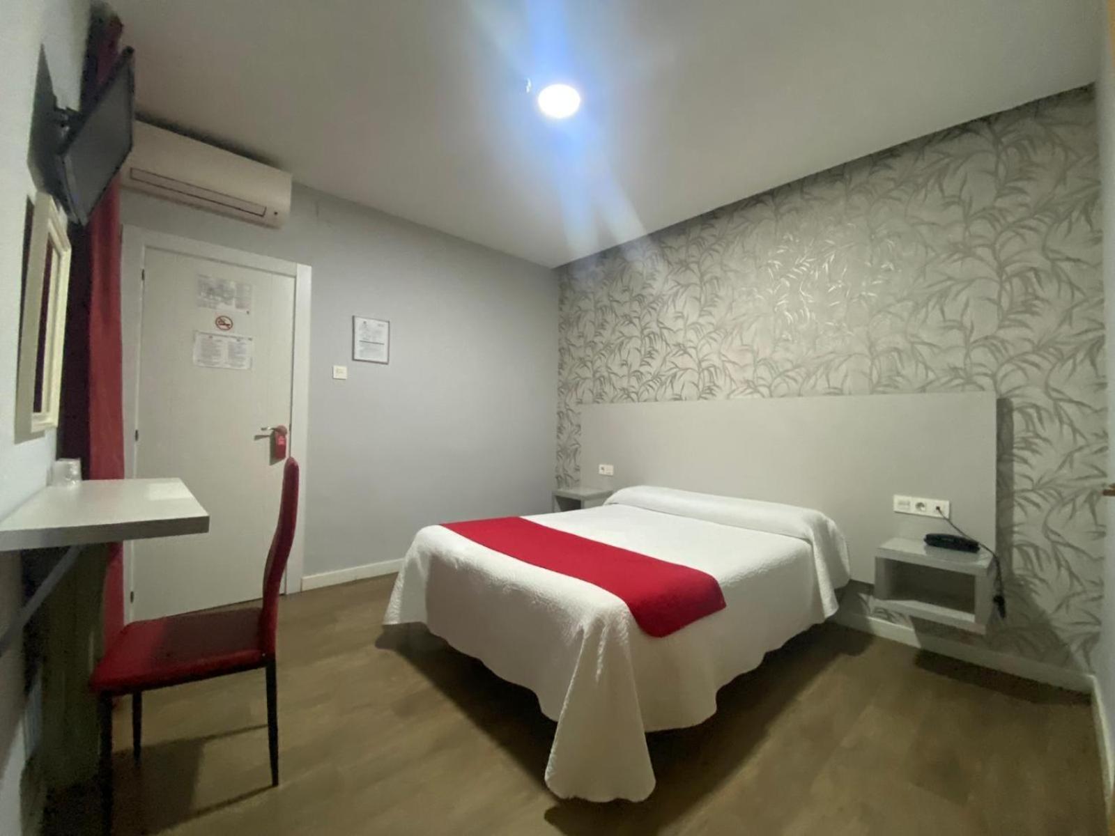 Hostal Sonia Granada Luaran gambar