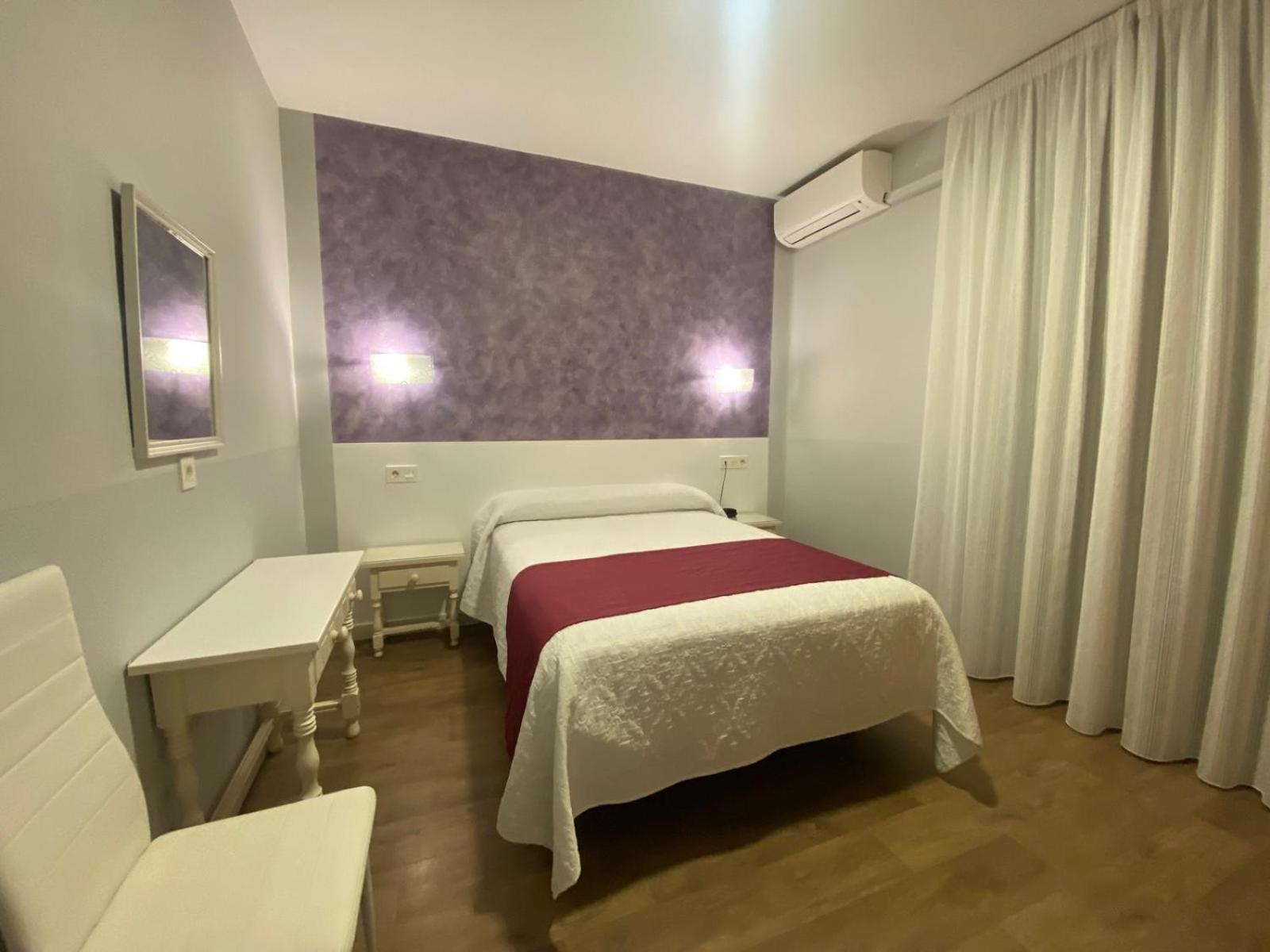 Hostal Sonia Granada Luaran gambar